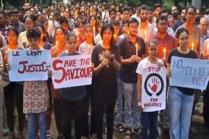 Doctors and medical staff held a candle march in Surat demanding justice