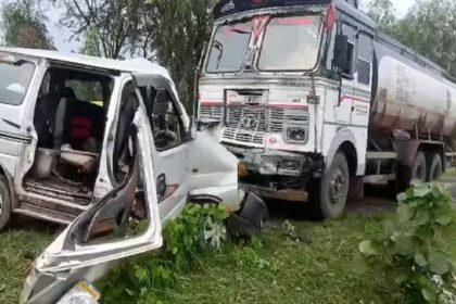 Eco car and tanker akashmat in Panchmahal four died