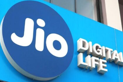 Jio launched great plans users are getting subscription to OTT apps with data 1