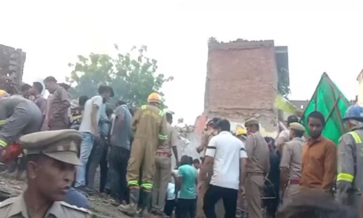 A major tragedy occurred in Uttar Pradeshs Meerut seven died due to the collapse of the building