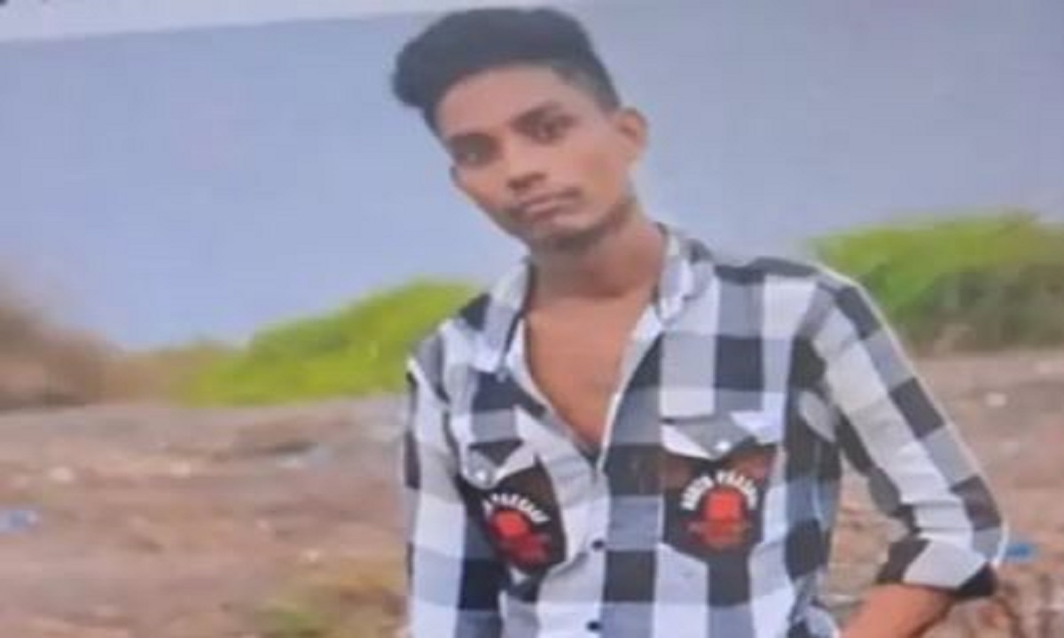 Suicide A 19 year old youth apghat by hanging himself in Surat