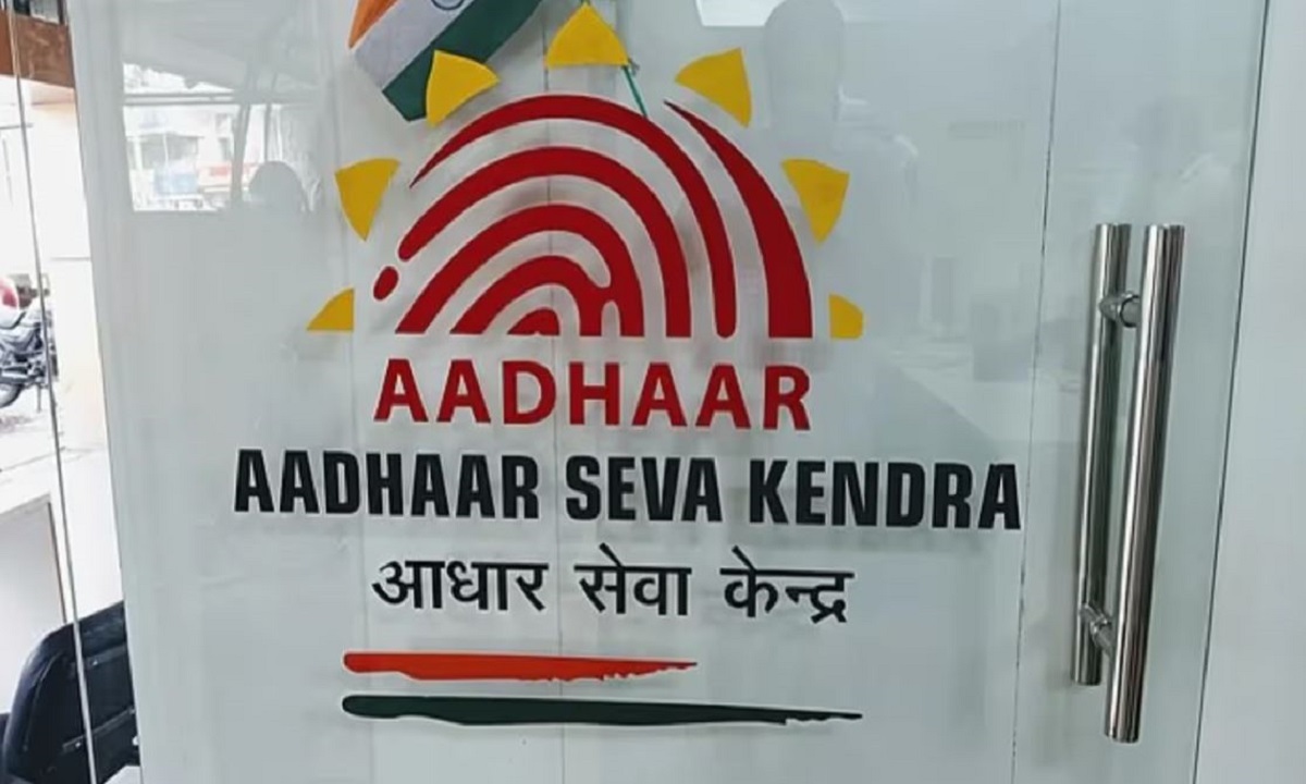 UIDAI has given a big relief you will be able to update your Aadhaar card for free till this date