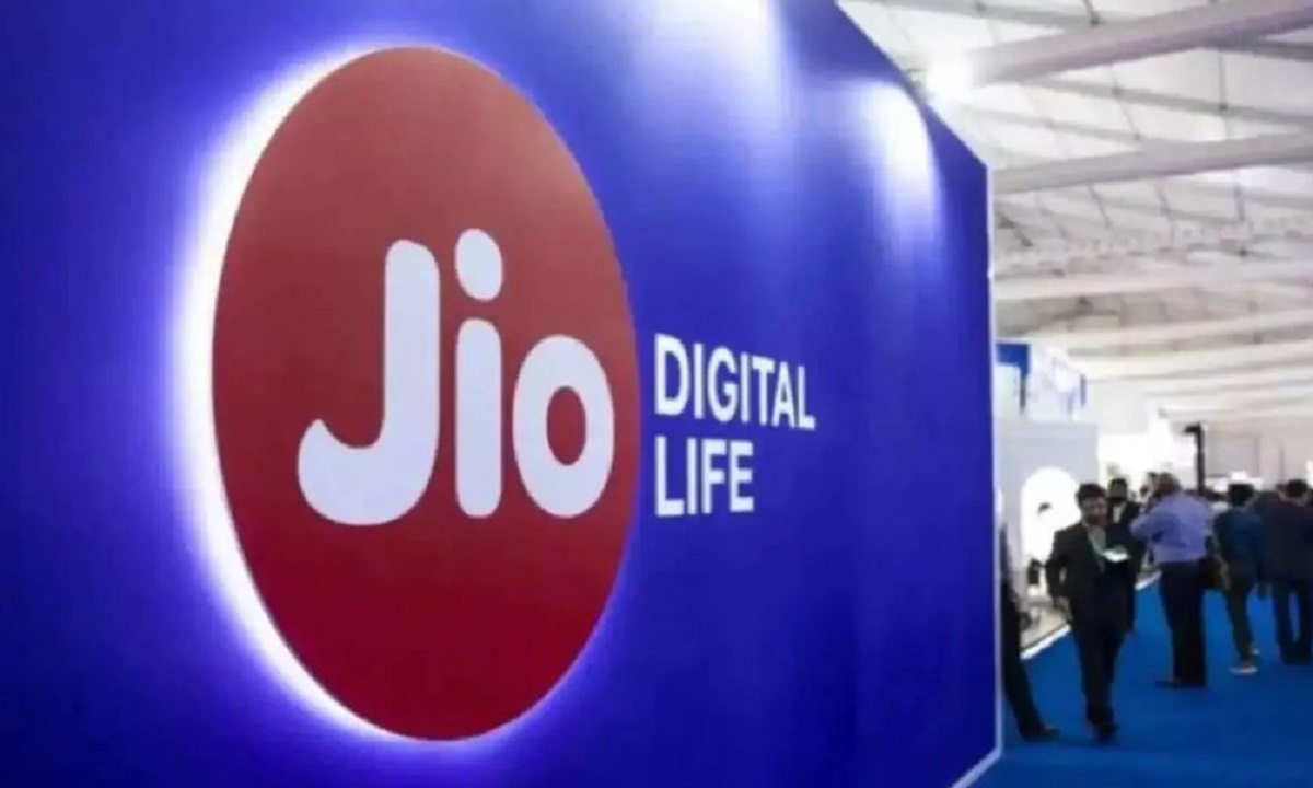 Jio has made a big change in this recharge plan many benefits are available