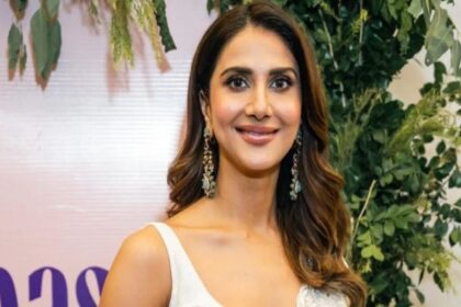 Accident caused by Vaani Kapoor Scooty collided with police car during shooting