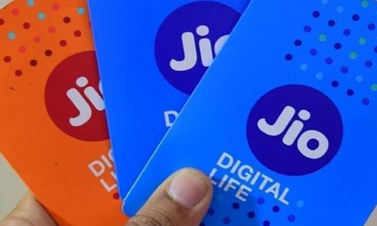 Good news for Reliance Jio users this plan has been reduced by Rs 200