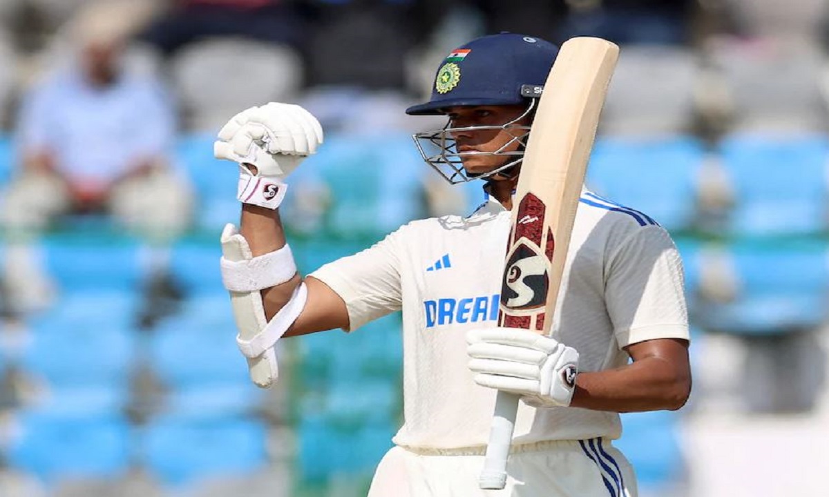 Yashasvi Jaiswal made several records in his name by playing an innings of 166 runs in the Perth Test