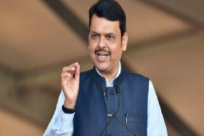 After taking oath in Maharashtra CM Devendra Fadnavis gave a big statement about this scheme