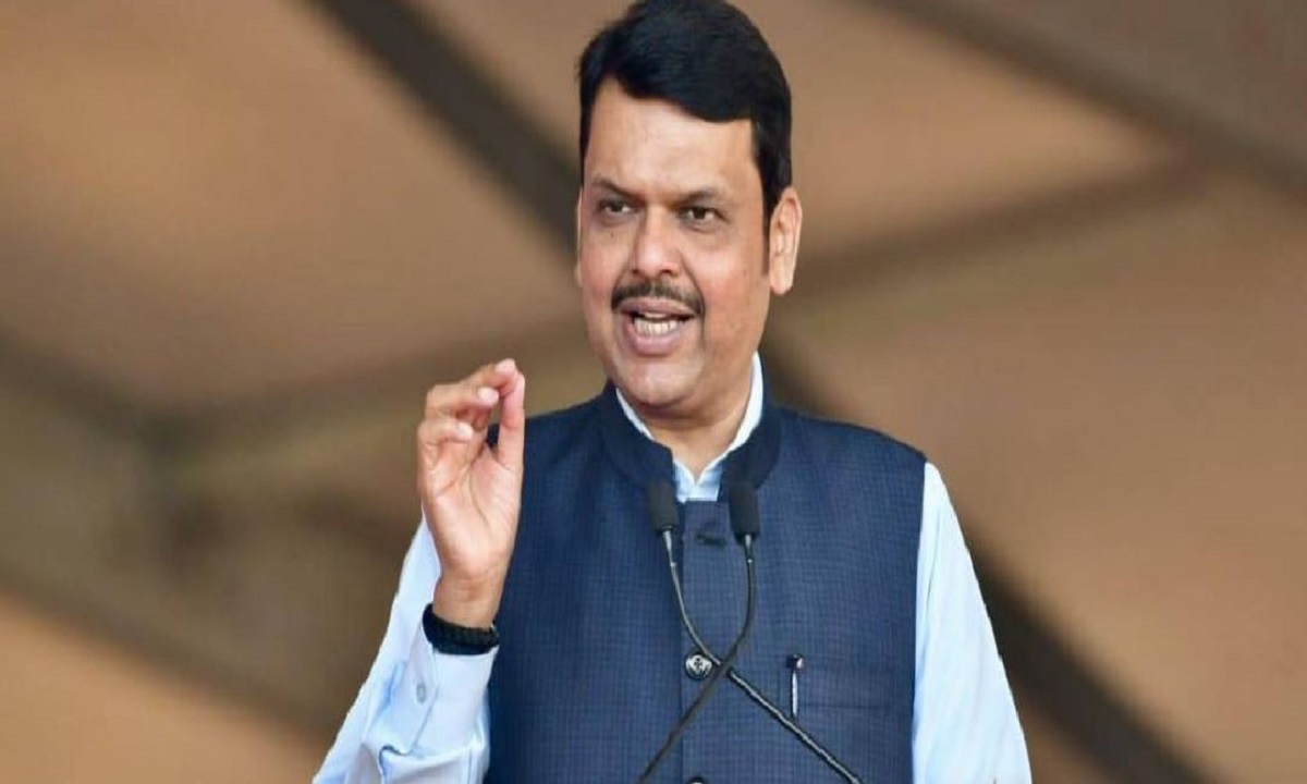 After taking oath in Maharashtra CM Devendra Fadnavis gave a big statement about this scheme