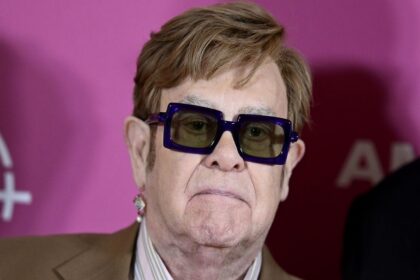 Singer songwriter Elton John makes a big revelation about losing his eyesight